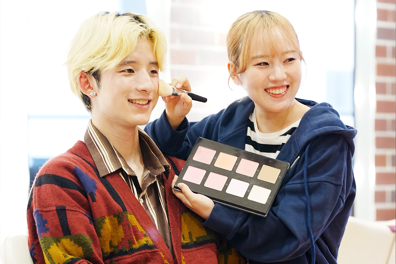 ヘアアレンジ or メイクの参考画像